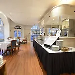 Hotel First Breiseth 4*