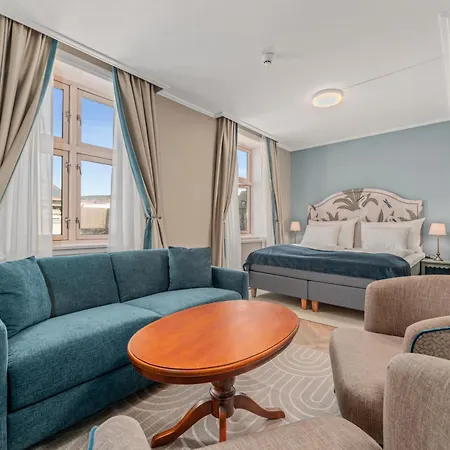 First Breiseth Hotel